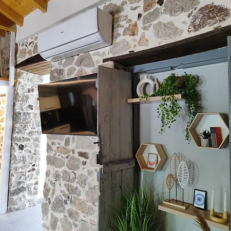 Centro Stone House Villa Tolo Exterior photo
