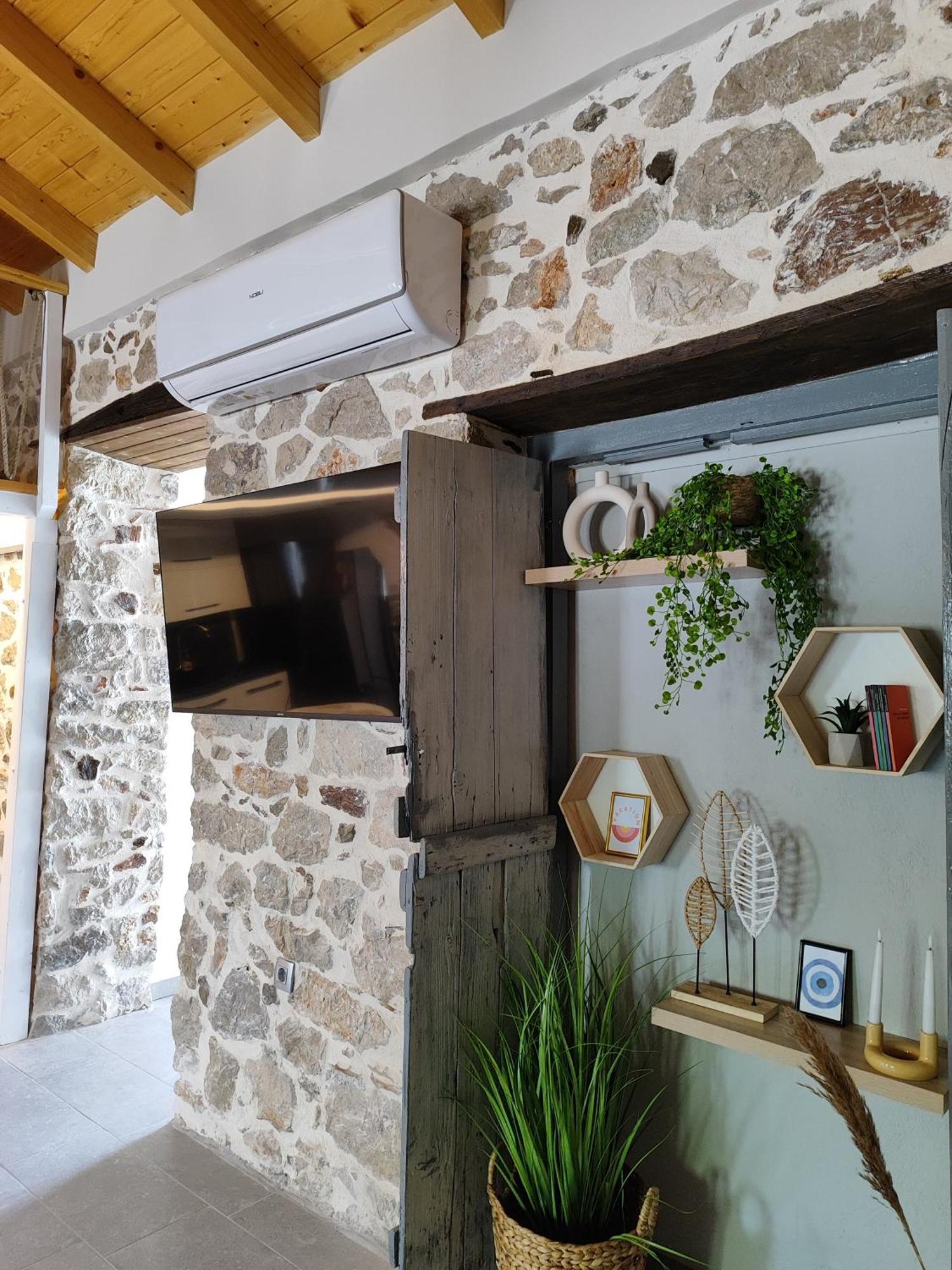 Holiday home Centro Stone House Tolo