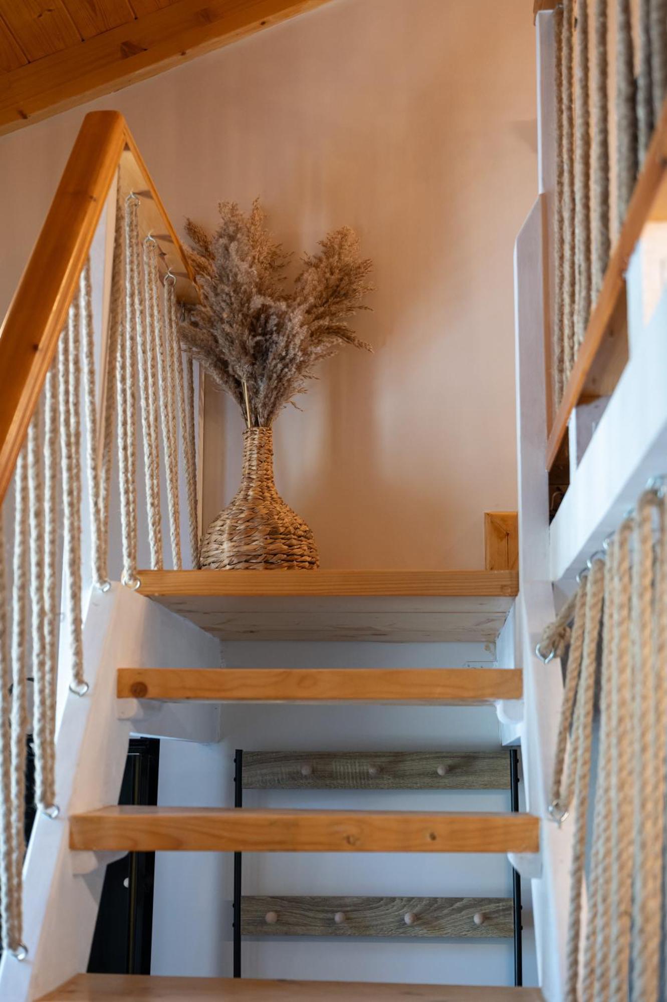 Centro Stone House
