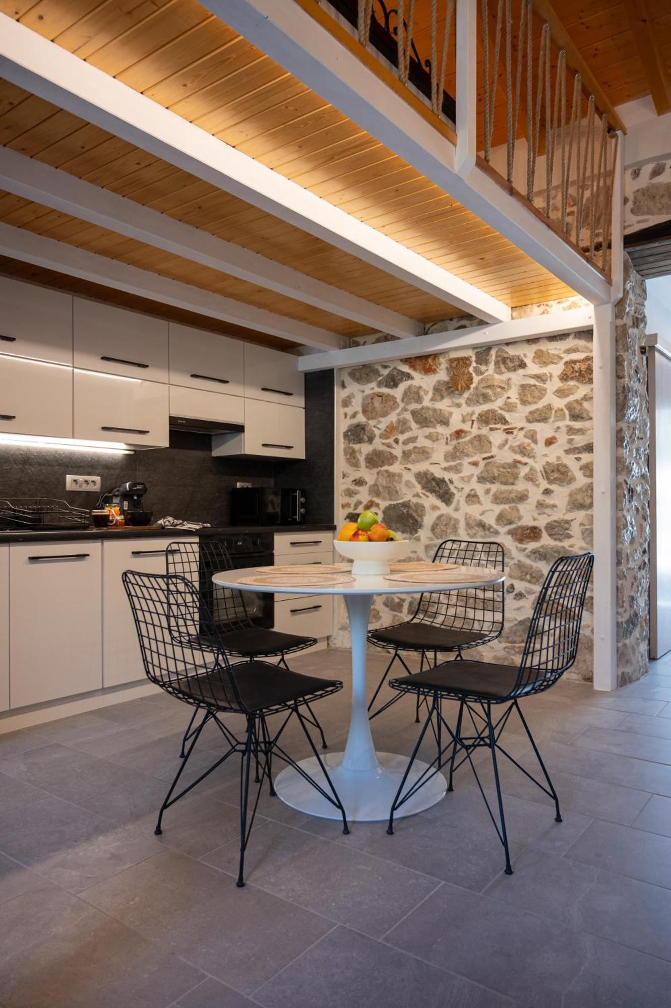 Centro Stone House * Tolón